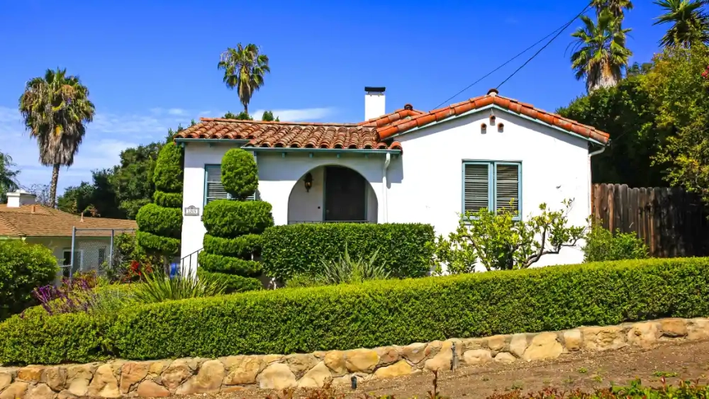 image-stock-1200-small-spanish-style-home-in-santa-barbara-509493524